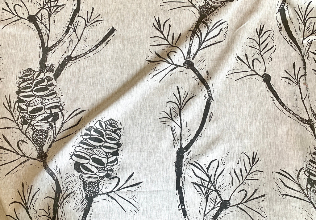 Banksia Charcoal - midweight linen cut piece 85cm x 150cm