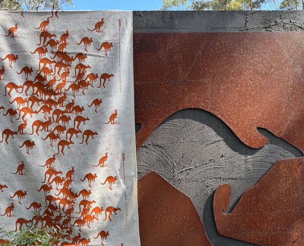 Kangaroo Run Copper - midweight linen cut piece 76cm x 150cm