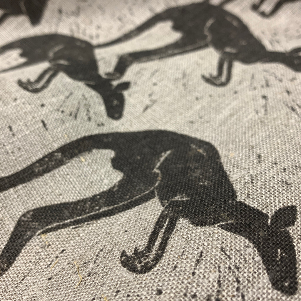 Kangaroo Run Charcoal - midweight linen cut piece 75cm x 140cm
